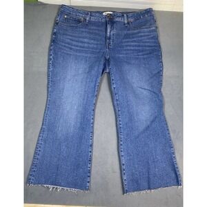 Madewell Mid Rise Kick Out Jean Size 22 W Ankle Length Raw Hem Flare ExcellentUC